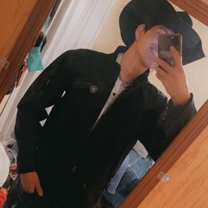 Meet your Posher, Cristian